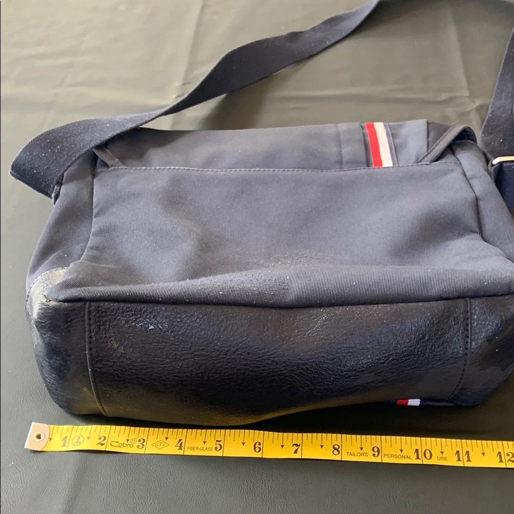 Tommy Hilfiger Navy Canvas Messenger Crossbody Laptop Travel Bag Unisex